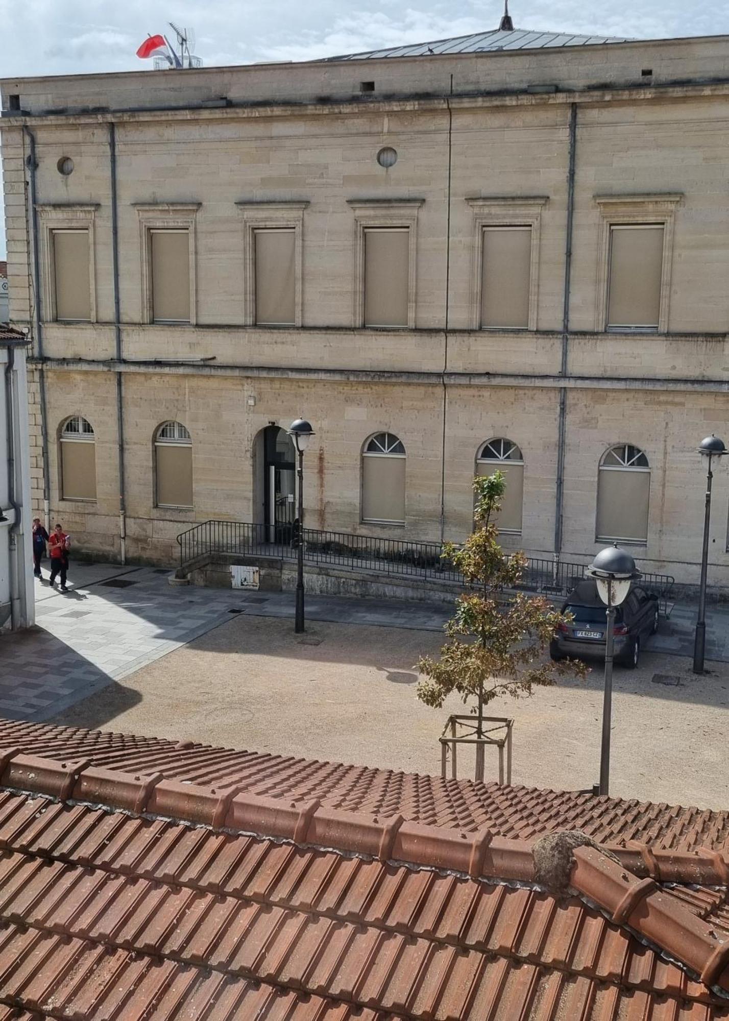 Victoire Saphir 203 Climatise Hotel De Ville Saint-Dizier Eksteriør billede